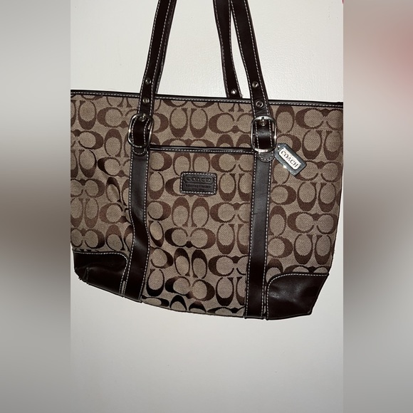Handbags - Coach Purse